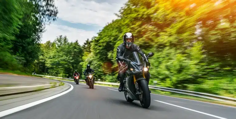 Top Scenic Motorcycle Routes in the United States