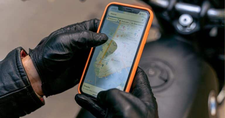 GPS Motorcycle Shipping with Real-Time App Tracking